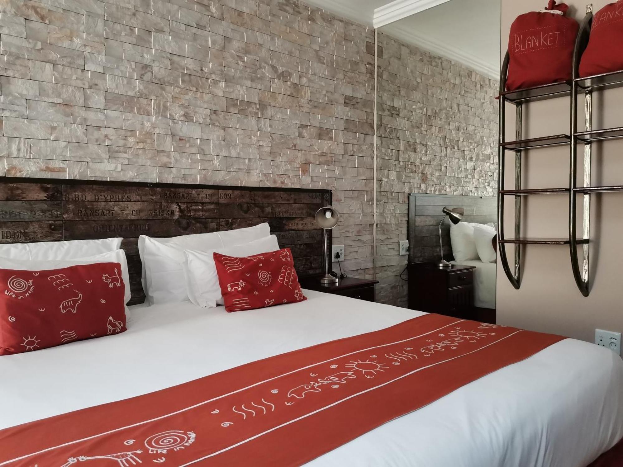 Londiningi Guesthouse Windhoek Kamer foto