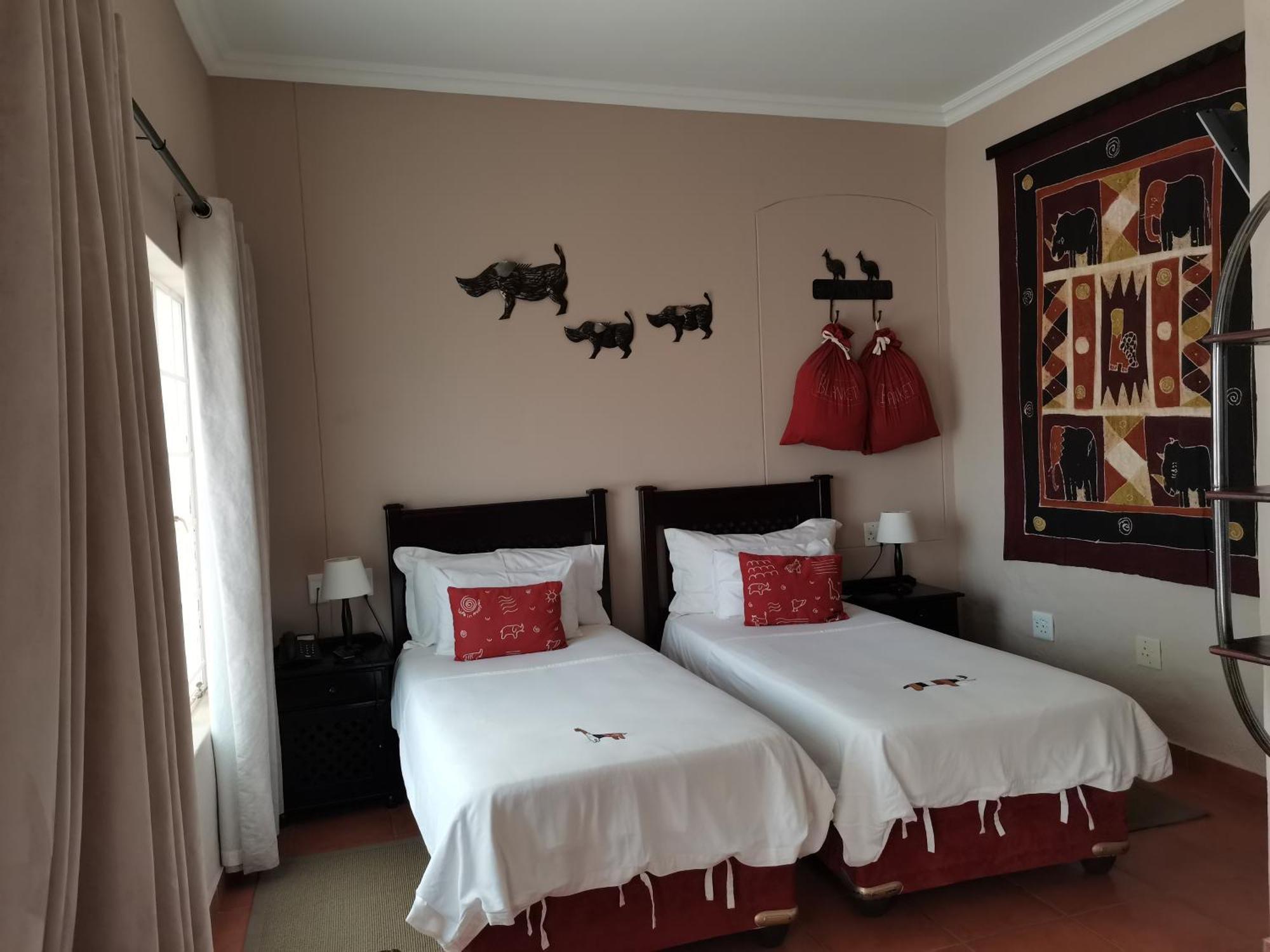 Londiningi Guesthouse Windhoek Buitenkant foto